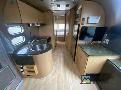 2016 Airstream Flying Cloud - Photo 6