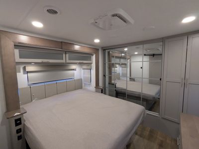 2025 Alliance RV Avenue - Photo 16
