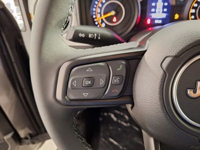 2026 Jeep Wrangler — photo 18 view
