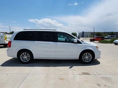 2016 Dodge Grand Caravan — rear three-quarter view
