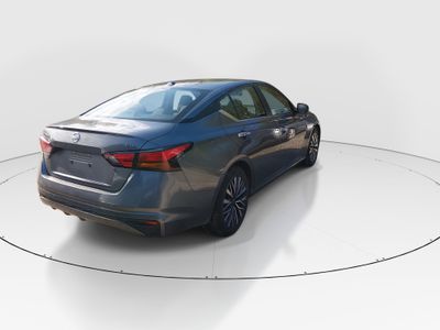 2024 Nissan Altima — photo 7 view