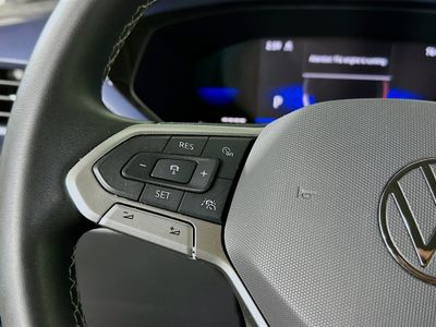 2022 Volkswagen Taos — photo 16 view