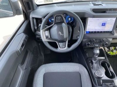 2026 Ford Bronco — photo 10 view