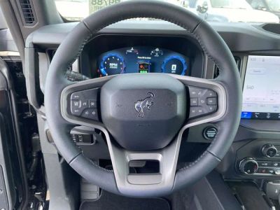 2026 Ford Bronco — photo 13 view