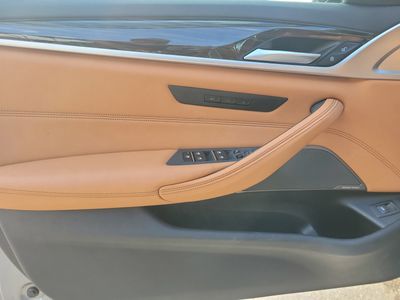 2023 BMW 5 Series - Photo 17
