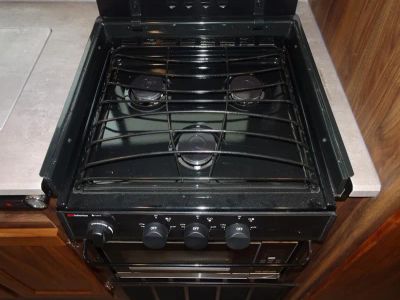2020 Winnebago VITA - Photo 13
