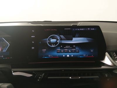 2025 BMW X1 - Photo 17