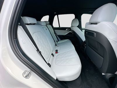 2026 BMW X5 — photo 22 view