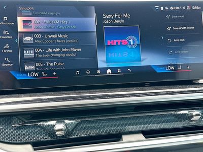 2026 BMW X5 — photo 12 view
