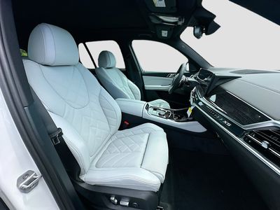 2026 BMW X5 — photo 23 view