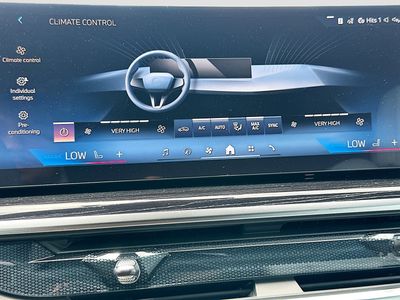 2026 BMW X5 — photo 13 view