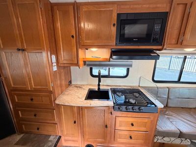 2019 Coachmen RV Leprechaun - Photo 19