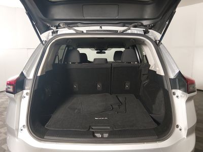 2024 Nissan Rogue - Photo 11