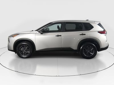 2024 Nissan Rogue - Photo 4