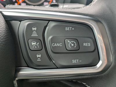 2026 Jeep Wrangler - Photo 23
