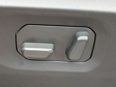 2026 Jeep Wrangler - Photo 18
