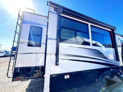 2026 Keystone RV Montana — photo 8 view