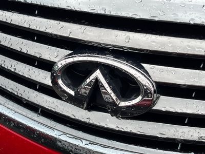 2012 INFINITI G37 - Photo 10