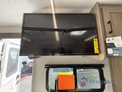 2026 Coachmen RV Freedom Express Select - Photo 9
