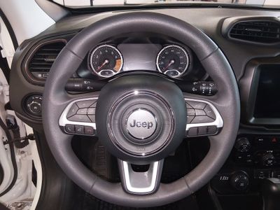 2023 Jeep Renegade - Photo 12