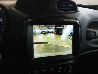 2023 Jeep Renegade - Photo 16