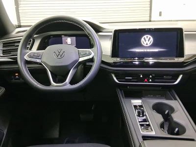 2024 Volkswagen Atlas Cross Sport SUV - Photo 4
