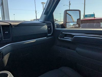 2025 Chevrolet Silverado 2500HD — photo 14 view