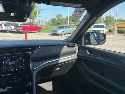 2025 Jeep Grand Cherokee — photo 46 view