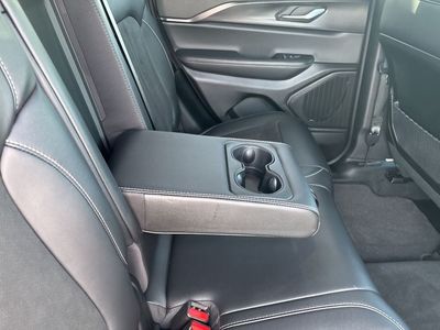 2025 Jeep Grand Cherokee — photo 43 view
