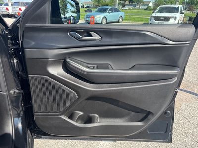 2025 Jeep Grand Cherokee — photo 47 view