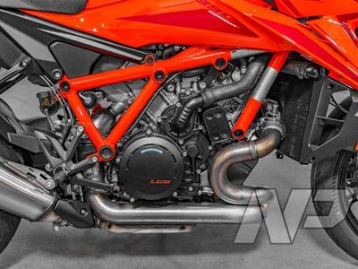 2026 KTM 1390 Super Duke R EVO - Photo 6