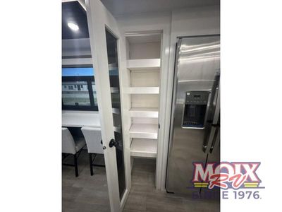 2026 Jayco Pinnacle - Photo 37