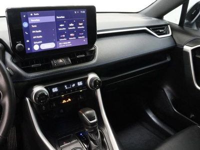2024 Toyota RAV4 AWD — photo 16 view