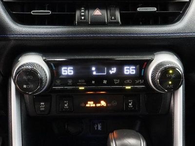 2024 Toyota RAV4 AWD — photo 20 view