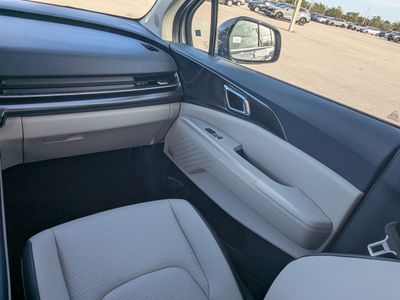 2026 Kia Carnival — photo 24 view
