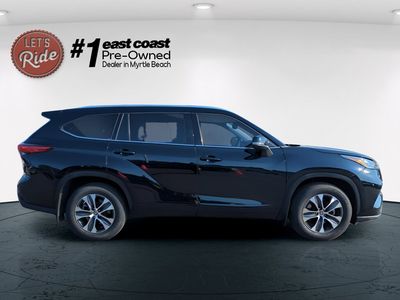 2020 Toyota Highlander — rear three-quarter view