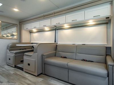 2026 Thor Motor Coach Four Winds — photo 8 view