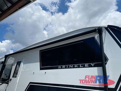 2026 Brinkley Model Z - Photo 14