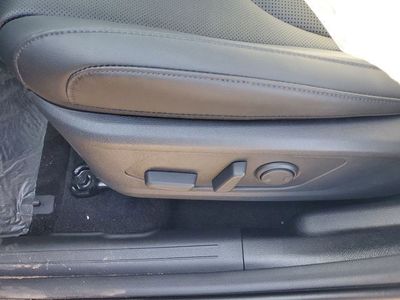 2026 Kia Sportage — photo 9 view