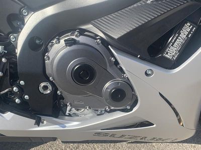 2026 Suzuki GSX-R750 — photo 11 view