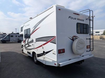 2024 Thor Motor Coach Four Winds — photo 17 view