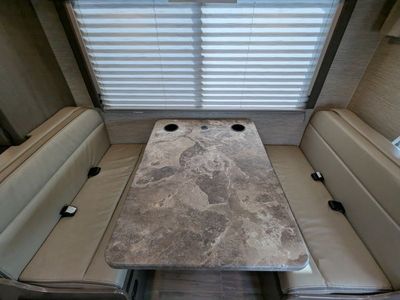 2024 Thor Motor Coach Four Winds — photo 13 view