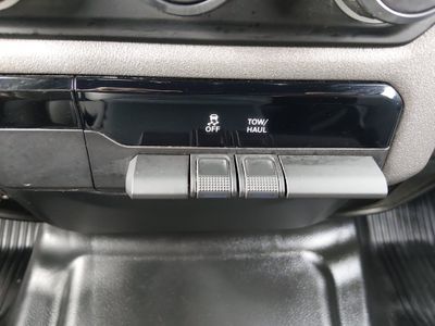 2023 Ram 1500 — photo 17 view