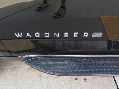 2022 Jeep Wagoneer - Photo 11
