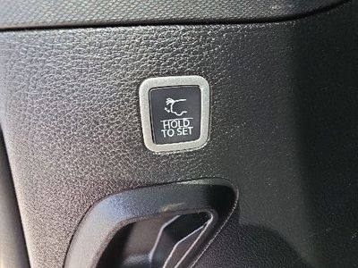 2022 Jeep Wagoneer - Photo 30