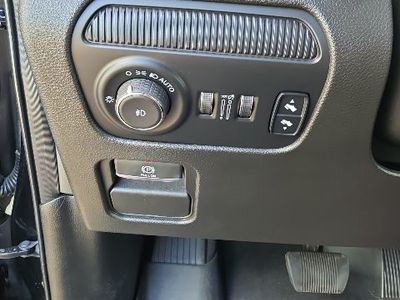2022 Jeep Wagoneer - Photo 15