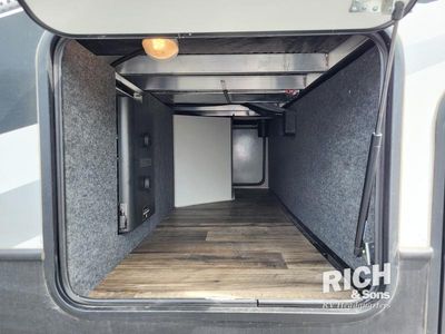 2023 Keystone Raptor - Photo 8