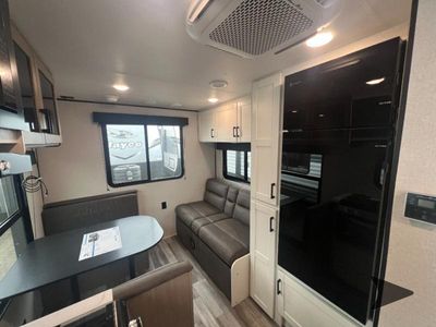2026 Jayco Jay Flight SLX — photo 8 view