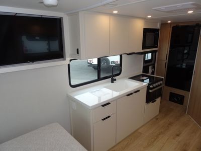 2026 Winnebago Towables THRIVE - Photo 9