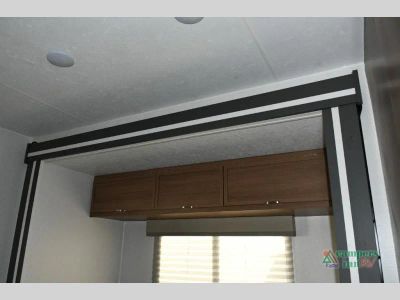 2027 Coachmen RV Leprechaun — photo 22 view